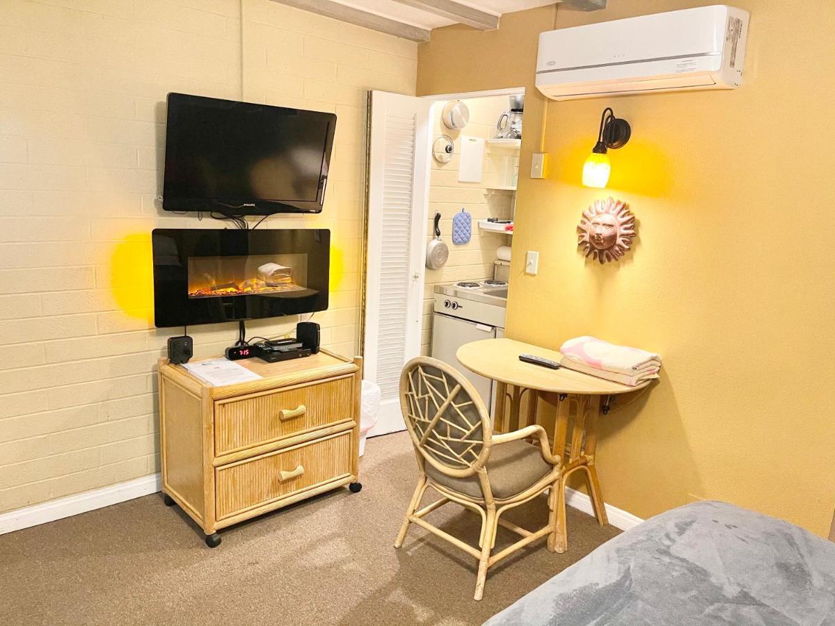 A Place In The Sun Hotel - Adults Only Big Units, 24H Heated Pool & Spa In 1 Acre Park Prime Location, Dog Friendly, Top Midcentury Modern Boutique Hotel Palm Springs Exteriör bild
